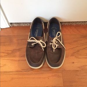 Sperry Topsiders